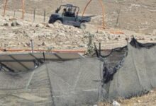 مستوطنون يوسّعون بؤرة رعوية قرب تجمع معازي جبع شمال القدس