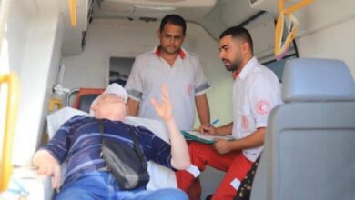 مغادرة 74 مريضًا مع مرافقيهم عبر معبر رفح