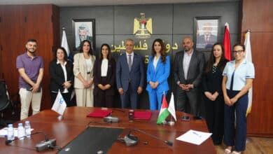 البنك العربي ووزارة العمل الفلسطينية يطلقان برنامجًا لدعم المشاريع الريادية الشبابية