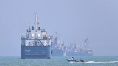 دوي انفجارين في مضيق هرمز.. وناقلة تبلغ عن الواقعة قبالة عمان دوي انفجارين في مضيق هرمز.. وناقلة تبلغ عن الواقعة قبالة عمان