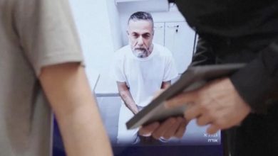 إعلام الأسرى: الدكتور حسام أبو صفية أُصيب بكسور في القفص الصدري بفعل اعتداءات الاحتلال