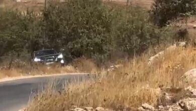 5 إصابات في هجوم للمستوطنين على مركبة بين المغير وأبو فلاح شمال شرق رام الله