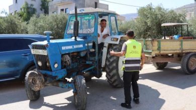 "النقل والمواصلات" تطلق حملة لترخيص الجرارات الزراعية في نابلس "النقل والمواصلات" تطلق حملة لترخيص الجرارات الزراعية في نابلس