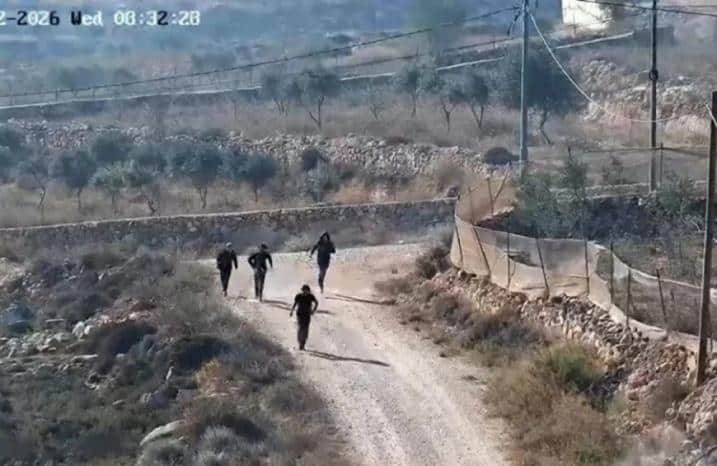 جيش الاحتلال يلغي أمر إخلاء قرية قصرة وسط عنف مستوطنين