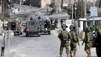 الاحتلال يقتحم المغير ويطلق قنابل الغاز تجاه منازل المواطنين