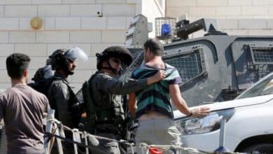الاحتلال يعتقل 4 مواطنين خلال منعه إقامة حفل تخريج طلبة في القدس