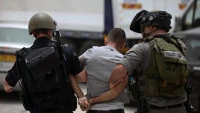 الاحتلال يعتقل طفلا من بلدة بيتونيا
