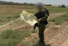 كاتس يهدد برد شديد على إطلاق البالونات والطائرات الورقية من غزة