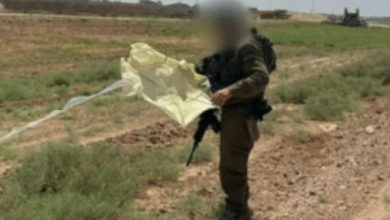 كاتس يهدد برد شديد على إطلاق البالونات والطائرات الورقية من غزة