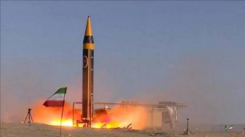 حرس الثورة يعلن استهداف قاعدة “الأزرق” الأميركية في الأردن ومدمرتين لواشنطن رداً على استهداف الناقلات الإيرانية