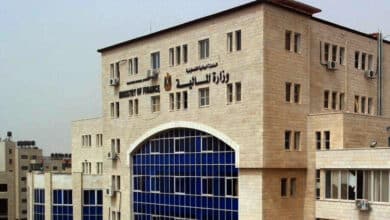 المالية: رواتب الموظفين عن شهر حزيران غدا الأربعاء بنسبة لا تقل عن 50%