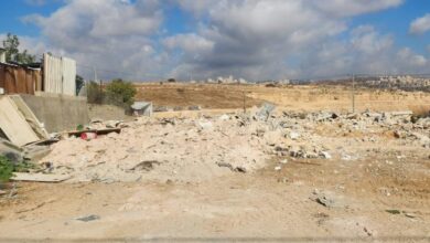 سلطات الاحتلال تهدم منشآت صناعية في جبع شمال شرق القدس