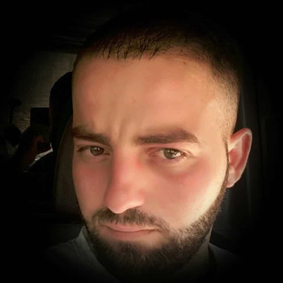استشهاد الشاب محمود محمد عربي منفذ عملية الطعن قرب أوصرين بعد إطلاق النار عليه في قبلان استشهاد الشاب محمود محمد عربي منفذ عملية الطعن قرب أوصرين بعد إطلاق النار عليه في قبلان