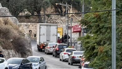 لتأمين حركة المستوطنين: أزمة مرورية خانقة في مدينة القدس بسبب إغلاقات الاحتلال
