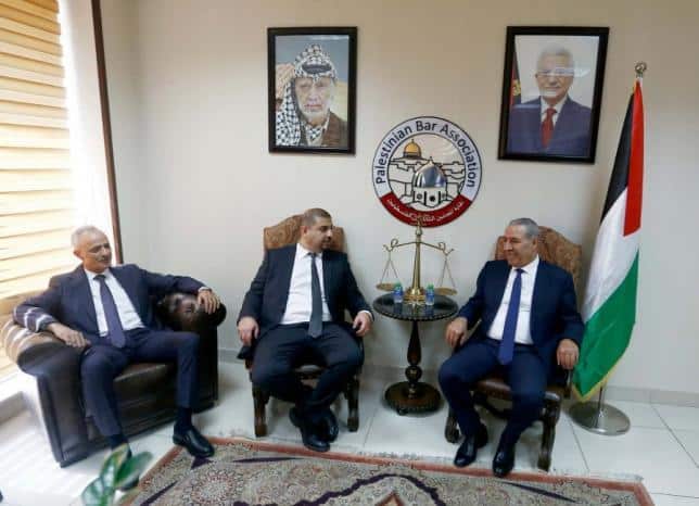 الشيخ يجتمع بنقابة المحامين ويشدد على أهمية سيادة القانون وإجراء الانتخابات وتعزيز منظومة العدالة