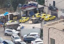 الاحتلال يقتحم ساحة مجمع فلسطين الطبي وينشر قناصته