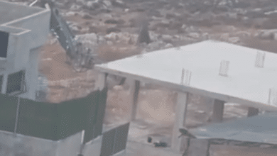 الاحتلال يهدم 7 شقق سكنية في محيط مخيم قلنديا شمال القدس