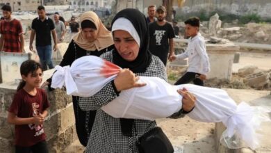 استشهاد طفل متأثرا بإصابته بقصف الاحتلال وسط قطاع غزة