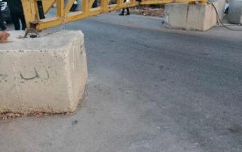 الاحتلال يغلق مدخل مدينة سلفيت والمدخل الغربي لقرية حارس