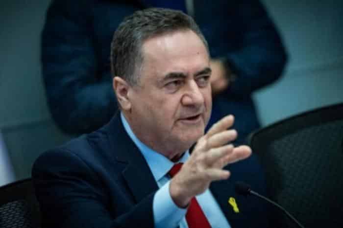 كاتس يهاجم آيزنكوت بعد دعوته الجيش لرفض ضغوط نتنياهو.. وخلافات بشأن ضرب إيران
