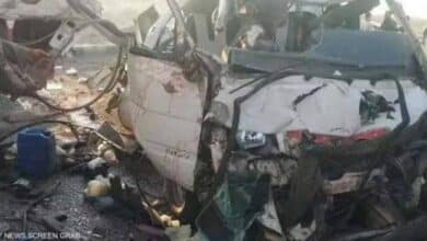 10 قتلى و24 مصابًا بتصادم حافلة ومركبة بالجيزة المصرية