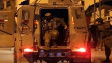قوات الاحتلال تنكل بـ4 شبان خلال اقتحامها كفر قدوم شرق قلقيلية