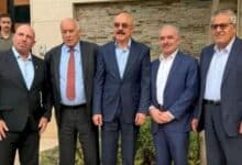 الرجوب واشتيه يلتقيان تيار دحلان في مصر لتوحيد "فتح"