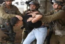 الاحتلال يحتجز طفلا خلال اقتحامه قرية أبو فلاح